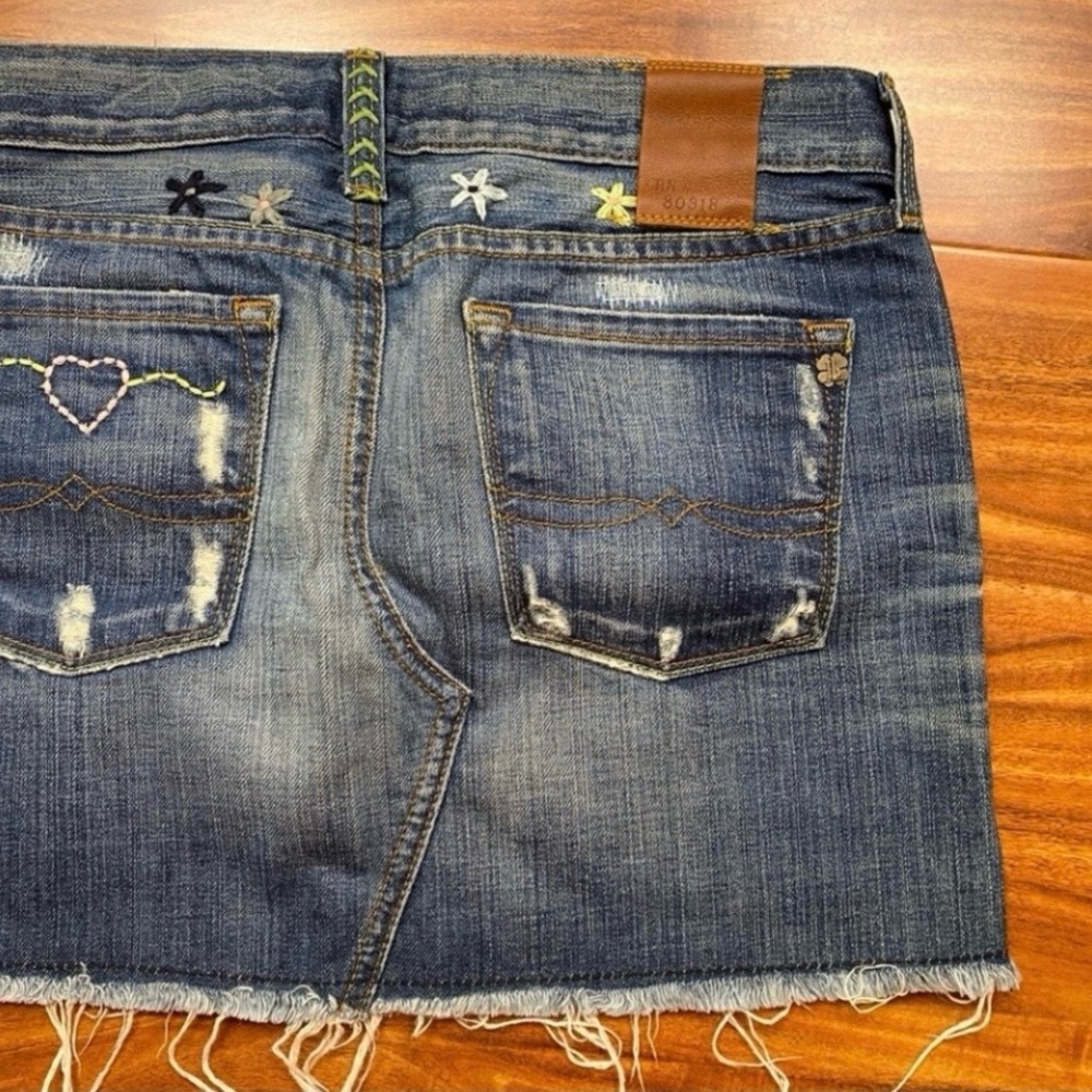 Lucky Brand Y2K Zoe Embroidered Patchwork Denim Mini Skirt Size 00 Boho Western - Picture 8 of 16
